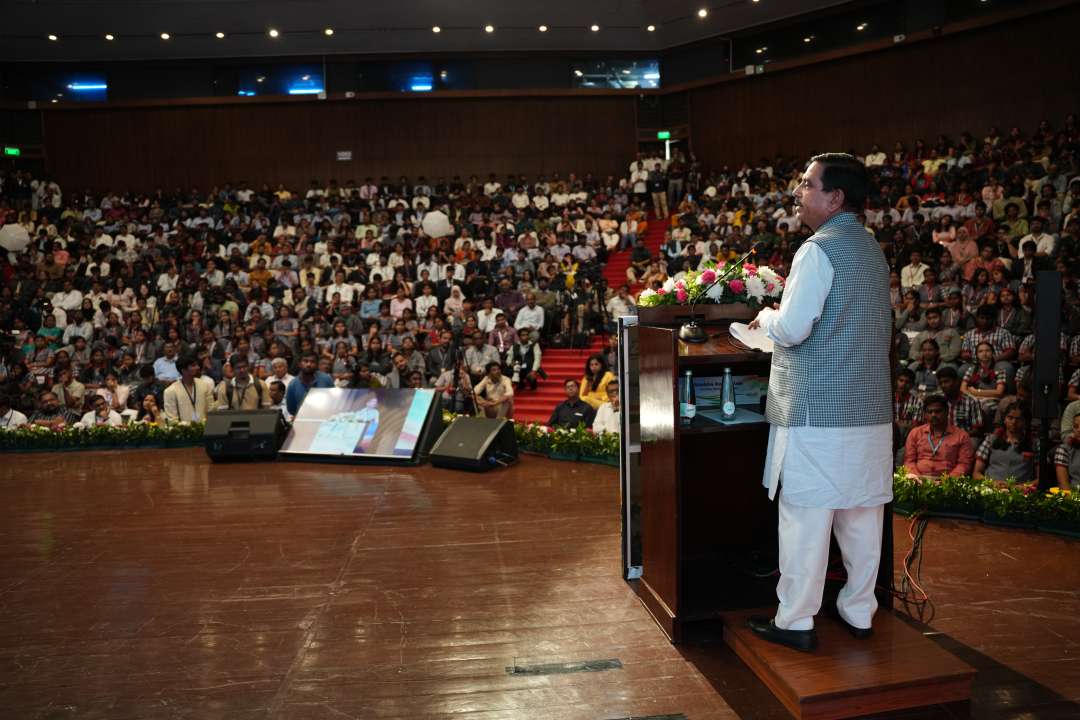 EduMinOfIndia's tweet photo. Union Minister for Education Shri @JoshiPralhad inaugurates the Seva First Innovation Challenge (SFIC) at IISc Bengaluru, calling upon India’s youth to combine the spirit of Seva with innovation and turn real-life challenges into practical, scalable solutions.
Highlighting the role of young innovators in the journey towards #ViksitBharat @ 2047, he says that when innovation begins with a real human need and leads to a practical solution, it becomes an act of Seva. Shri Joshi also launches the SFIC website and registration portal.
Read more: https://t.co/mHvNIvxlcr
#SFIC #SevaFirstInnovationChallenge #InnovationForIndia #InnovationForChange