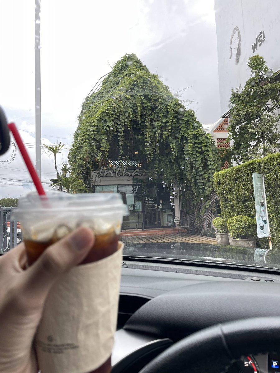 199x_OK_D's tweet photo. ตกมันทั้งวัน ตกจนท่วม🌧️☕️ #บางแสน https://t.co/aPqaUomW9M