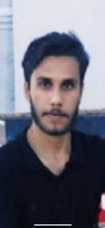 Lolozmuj's tweet photo. @hyd_81 هل تعلمون اخواني ان المدعو حيدر الشروكي هو مجرد سلبوح اسود ببشره داكنه وعيون الغرنوق السود 

حيدر يسب امريكا والعرق الابيض ليل نهار وبالاخير يضع عدسات ويشقر شعره حتى يتشبه بالامريكان اللي يزعم كرههم

وينسب الرنوج للعرب كرها وثاراً من العرب لانهم استعبدو الشروكيه بالقرون الوسطى https://t.co/JVHjcT5xVY