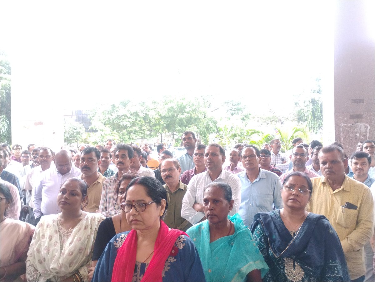 SanjaySing6579's tweet photo. @DoT_India @JM_Scindia @nfte_chq @NFTE_BR @SNATTACHQ @sneachq @aigetoachq #nfte #bsnl #viral @NFTE_PB https://t.co/9gqvHrb1bI