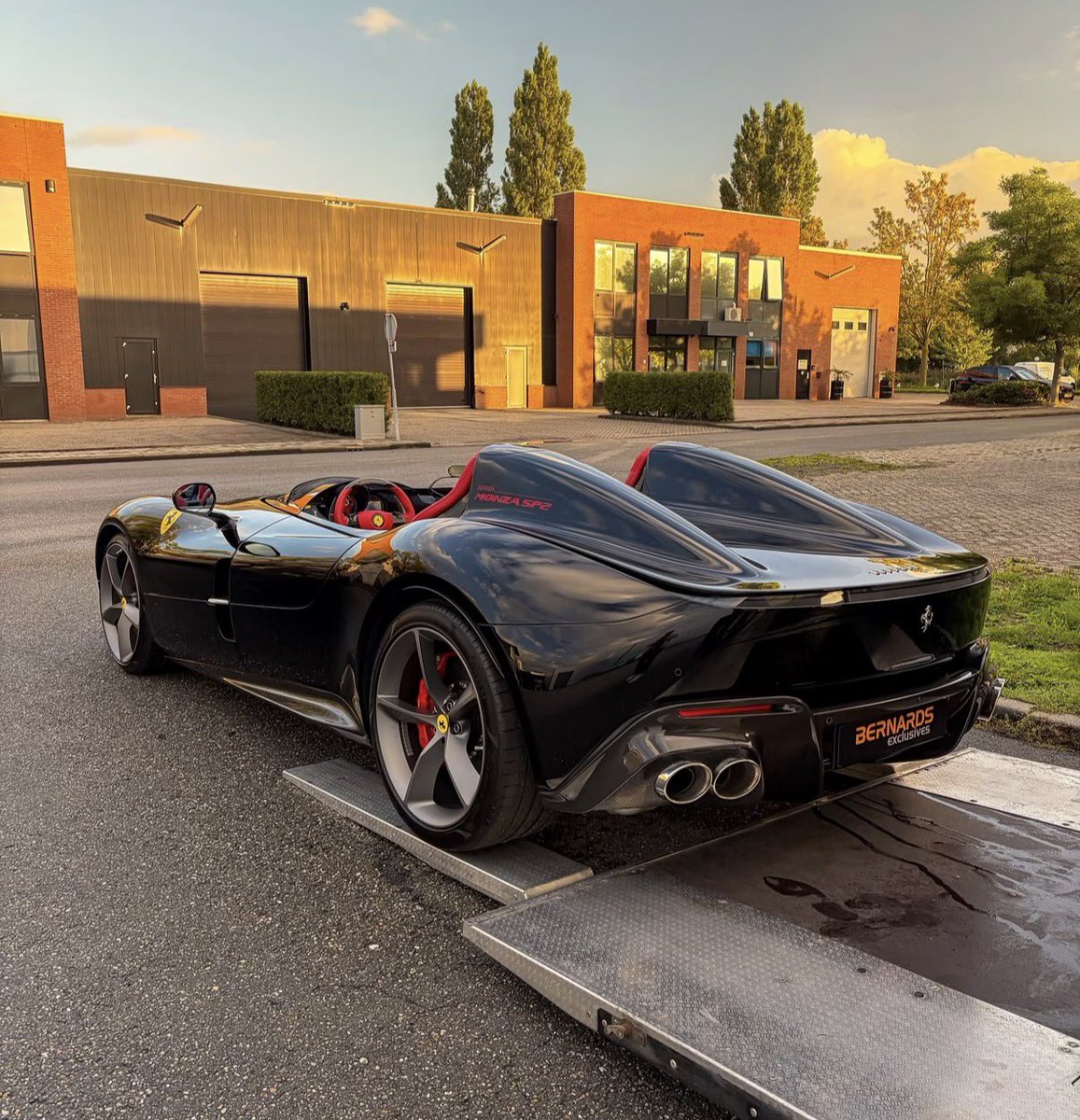 carpxrnpicx's tweet photo. Ferrari Monza SP2 https://t.co/5pGMQRuCCD