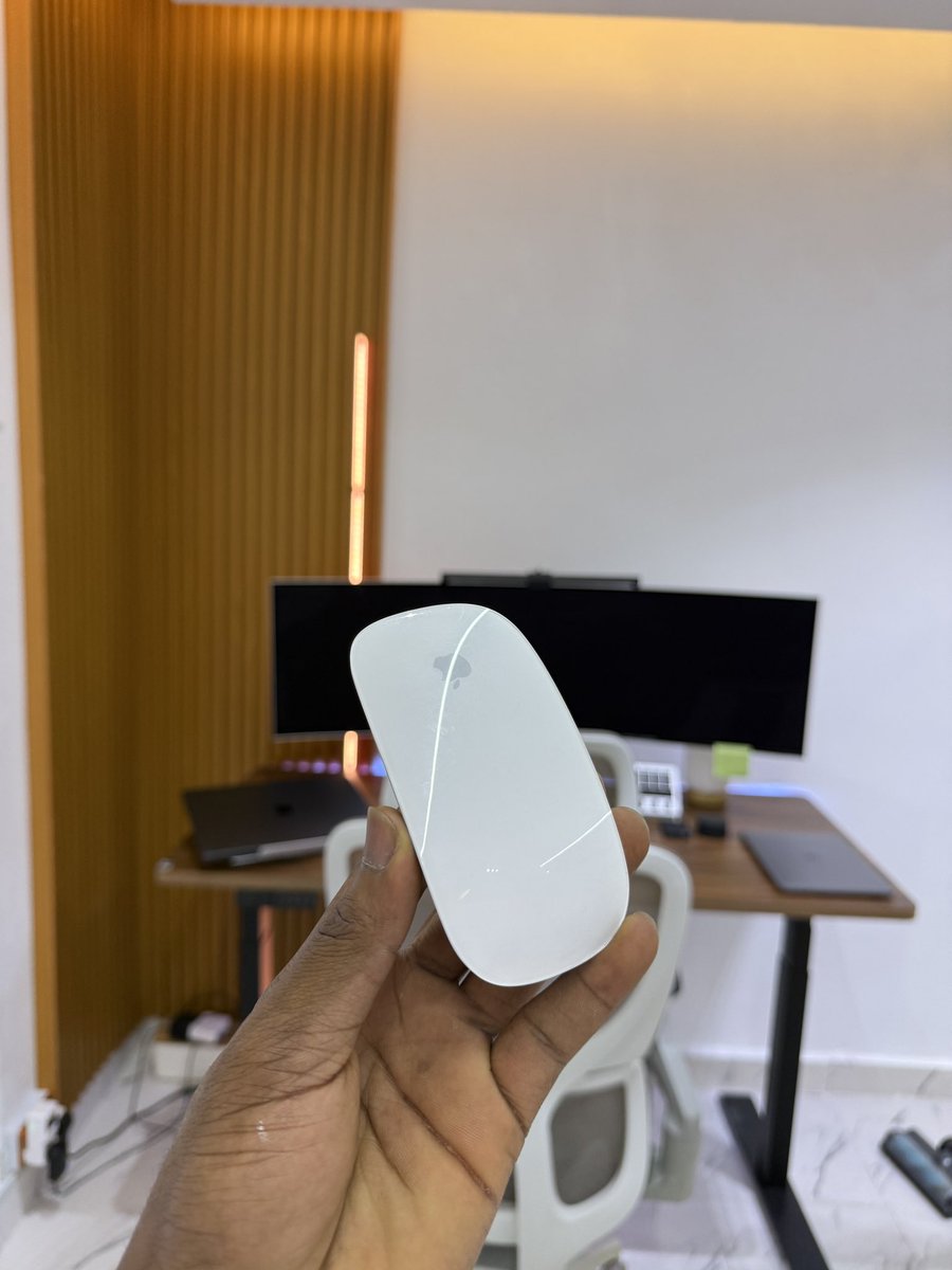 marjidofficial's tweet photo. I want to give out this Apple Keyboard and Apple Mouse to a lucky individual. All you have to do is to stay active and pay attention to my next post. 

→ RT my next post
→ Tag Three Creator that you know
→ RT this particular post
→ leave a nice comment on my next post
→ Signup for SimpleFX academy on my next post

There will be four raffle before I announce the winner. Let’s go!!!