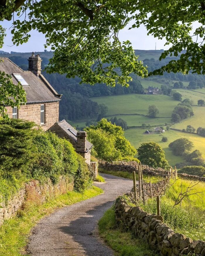 NaturalEye78321's tweet photo. 📍 Peak District, United Kingdom 🇬🇧 https://t.co/t3cqTUnnmq