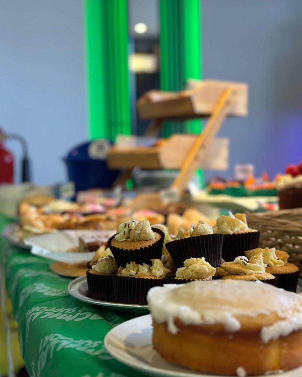 ukbestcardeals's tweet photo. A big thank you to Mel, Emmy & Tracey for getting everything set up this morning with cakes, decorations and all the little details! π
A huge thank you to the XLCR team who has baked (or bought!) some tasty treats to help us raise money!
#XLCRVehicleManagement #Macmillan https://t.co/olL3KR74x8
