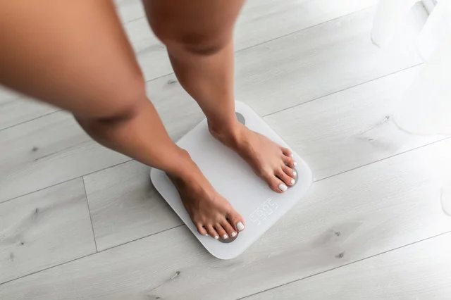 DNgoyi31051's tweet photo. « Quel est le poids idéal pour chaque taille selon l’OMS ? »

🧵 DÉCRYPTAGE ⤵️ https://t.co/h2gXYB8XlU