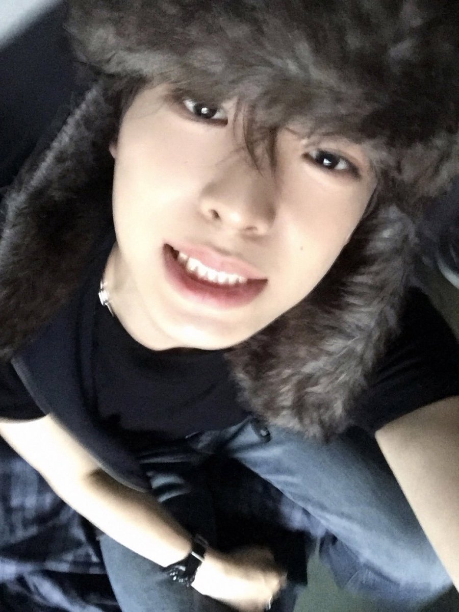 xnglowe's tweet photo. Whole house e-boying https://t.co/Eyq56OhWXK