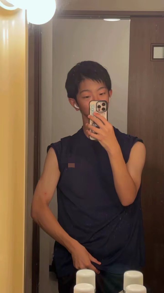 aww4f's tweet photo. 👀 https://t.co/Kgd5cDHMxx