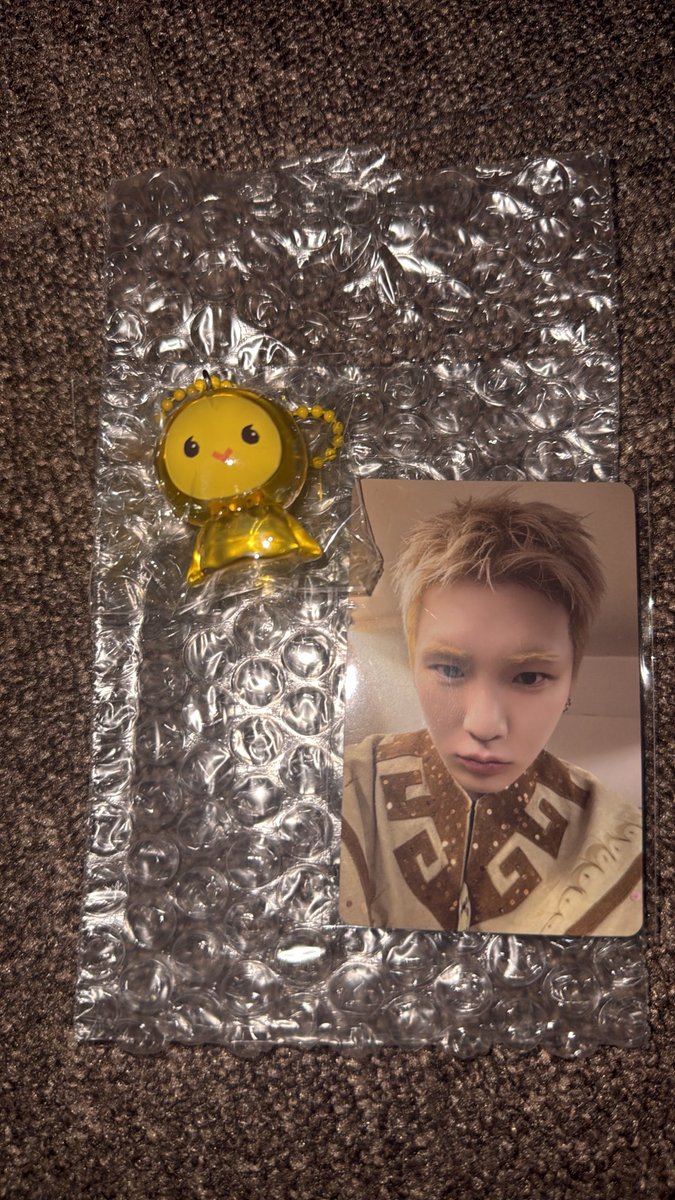2884K's tweet photo. SHINee SUNSHINE DOLL  KEYRING

譲　（KEYRING）テミン　（トレカ）キー

求　（KEYRING）オニュ　（トレカ）テミン

湘南付近もしくは舞浜付近で手渡しか郵送での交換を希望します。
条件合う方よろしくお願いします🙇

#SHINee #SHINee交換 https://t.co/AyVnaGiAE4