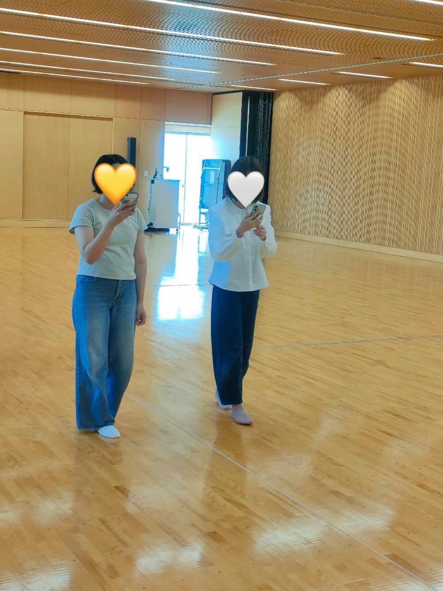 engeki_kwu's tweet photo. 🍀おるてん便り✉️

本日は基礎練習を行いました！
季節の変わり目による体調不良者がちらほら…！
皆様もぜひ体調にはお気を付けてお過ごしください🛌

🍀10/24・10/25 『幸便に託して』
✉️ご予約はこちらから！
▷https://t.co/8ML5qWetSn

#劇団オルテンシア
#おるてん便り https://t.co/YLvIGomhSL
