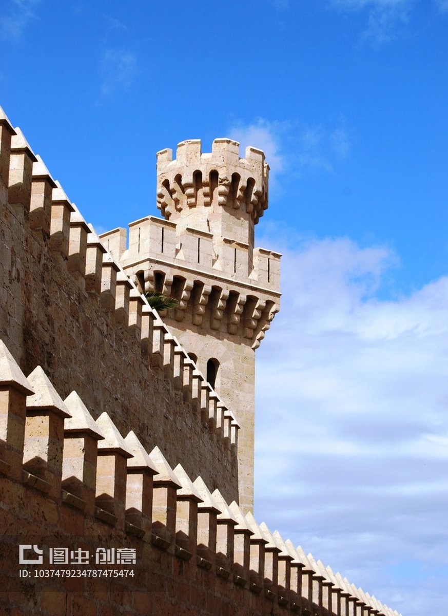 WirawanFregit's tweet photo. This tower 椎谏虏峙 in the ancient fortress stands tall against the sky, a quiet witness to history's tales. https://t.co/Ycdsx4wqCU