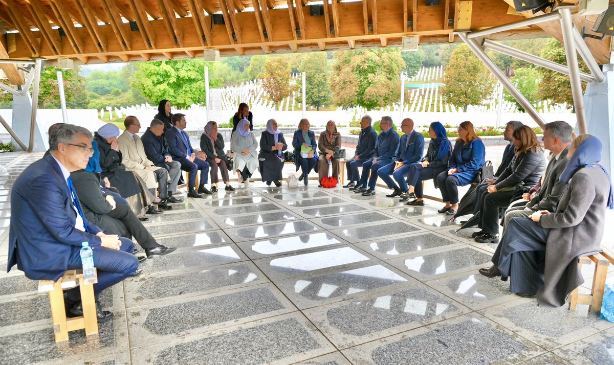 LSorecaEU's tweet photo. Today, together with Ambassadors and diplomatic representatives of all EU Member States’ Embassies in BiH, we visited the Srebrenica Memorial in Potočari and paid our respects to the victims of the genocide. 

The EU’s stance is clear. There is no room for the denial of genocide and crimes against humanity, or for the glorification of those convicted of war crimes. The rulings of international courts are facts to be respected.

The European Union and its Member States will continue to stand firmly with the victims and survivors. Our joint commitment is unwavering. To the truth, to justice, and to remembrance that honours more than 8,000 men and boys murdered in July 1995.

We spoke today with Munira Subašić and other Mothers of Srebrenica who have worked tirelessly to ensure the memory of the victims is never forgotten. 

Remembering the Srebrenica genocide is a responsibility towards the future, to rebuild trust and to ensure that new generations inherit peace rather than division.