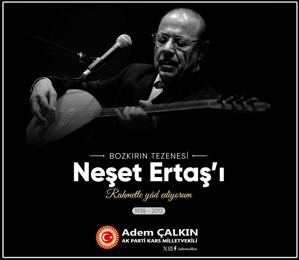 Ademcalkin's tweet photo. 🔹 Kalpten kalbe bir yol vardır, görülmez.
🔹 Sazında Anadolu, sözünde hepimizin hikâyesi vardı.
🔹 Aşk biterse yorulur insan, ben ne zaman ölürsem Neşet yoruldu desinler.

Gönüllere dokunan türküleriyle Anadolu’nun sözünü nesilden nesile taşıyan, halk müziğimizin değerli üstadı, Bozkırın Tezenesi #NeşetErtaş’ı, vefatının 14. yılında rahmet ve saygıyla yad ediyorum.
