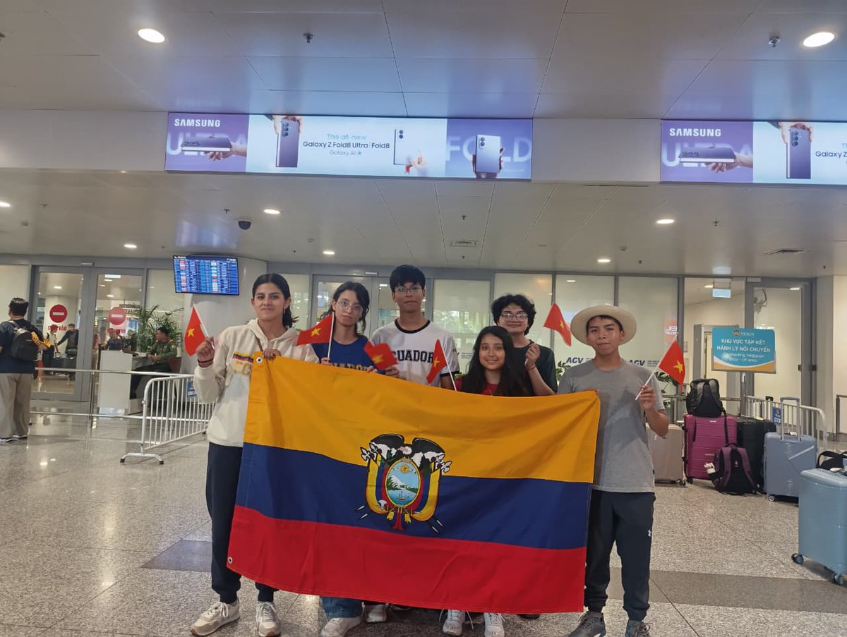 igm5_igm's tweet photo. 🇪🇨 Ecuador has arrived in Vietnam!

The Ecuadorian delegation has arrived in Hanoi to participate in the 19th International Olympiad on Astronomy and Astrophysics #IOAA2026. 🌌🔭

Wishing our young representatives the very best! 🇪🇨

#Ecuador #Hanoi #Vietnam #Astronomy #IOAA2026 https://t.co/mSv9wwwHWw