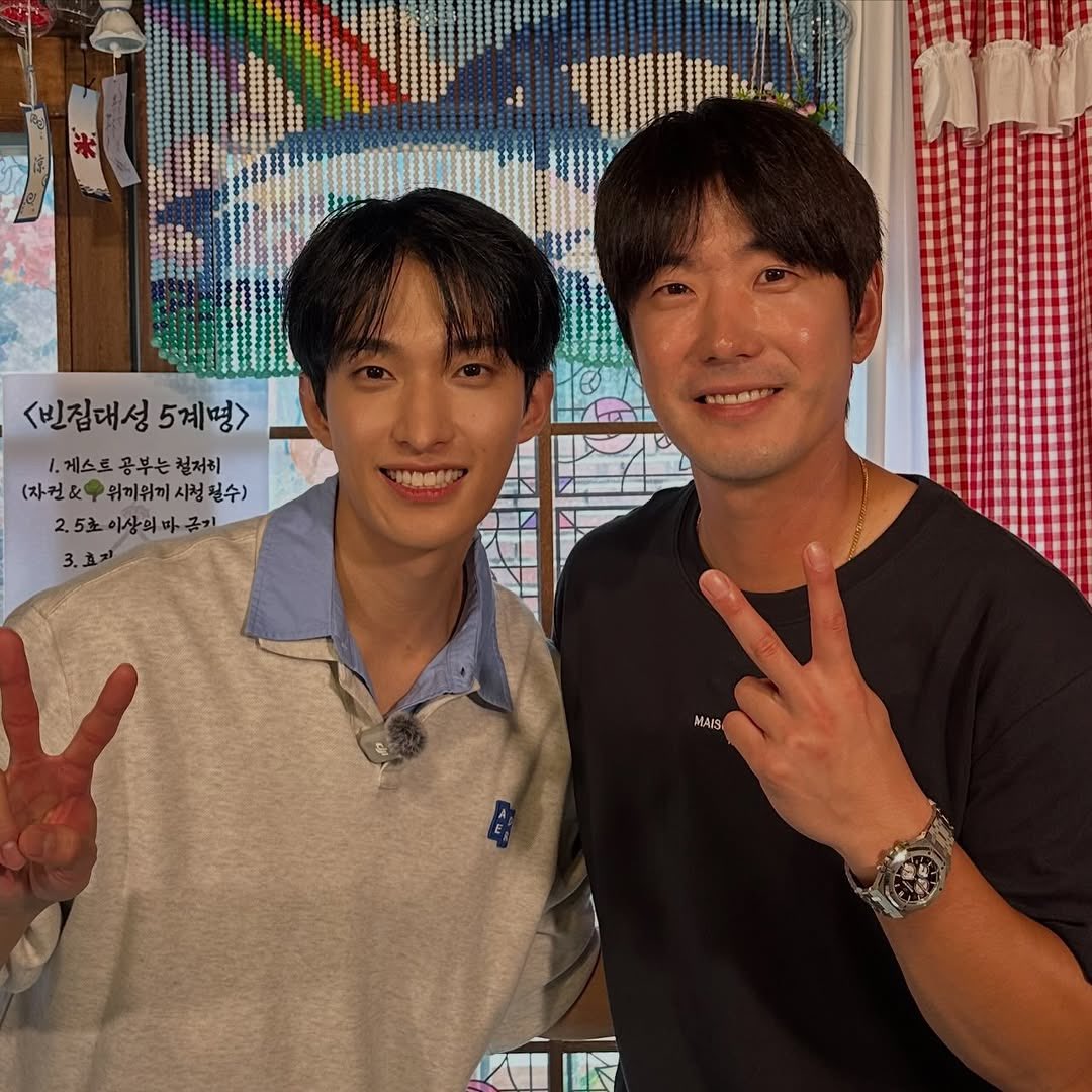 KyeomsBaekery's tweet photo. — 260925 Kim Jaeho’s IG Update with Dokyeom #도겸 

You have worked so hard🥹🥹🥹 https://t.co/nGjeupmvdi