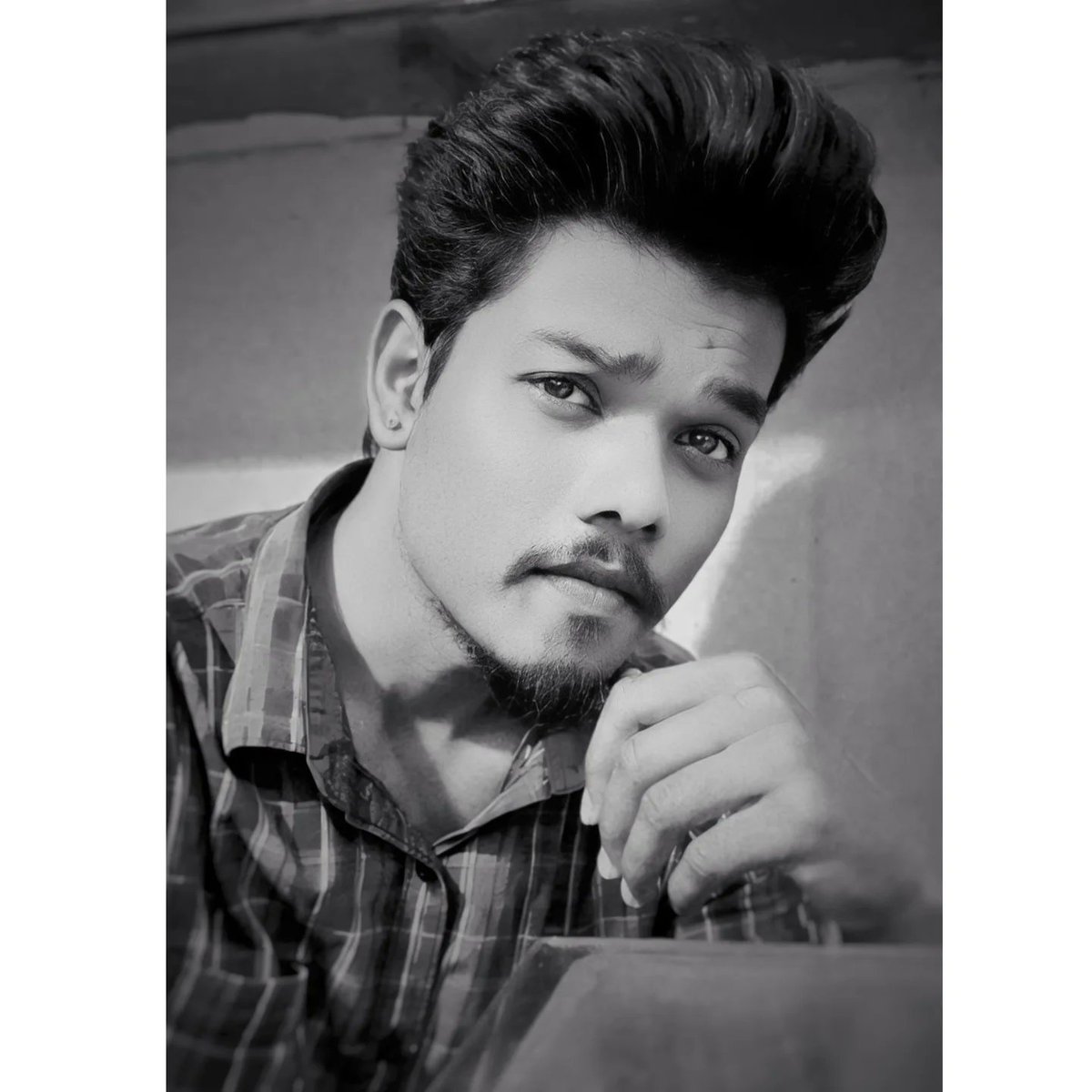 MildredRampyn's tweet photo. Classic elegance in black and white. https://t.co/rzLmBW2DpF