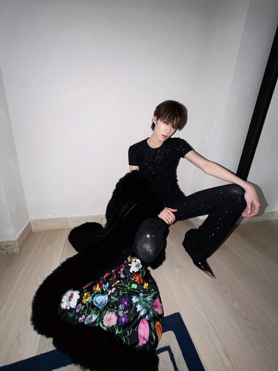 ppkritt_fc's tweet photo. PP KRIT Just Posted on Instagram 🤍  
Date: 25.09.2026   

Ready for @gucci #Gucci 
#GucciTheStoreShow
#PPKritt

🖇️ https://t.co/dE0OnaPoou

PP KRIT X GUCCI MFW26
#GUCCISS27xPPKRIT
#MFW @gucci @ppkritt https://t.co/Z2o4TIiACf