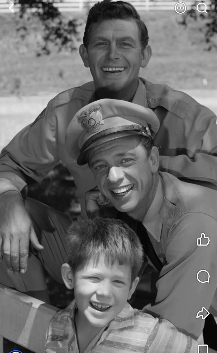 CityOfMountAiry's tweet photo. Mayberry Days Opening Ceremonies at 9:00am this morning at the Blackmon Amphitheater. #mayberry #mountains #music #merlot https://t.co/WpXrMPv6Qf