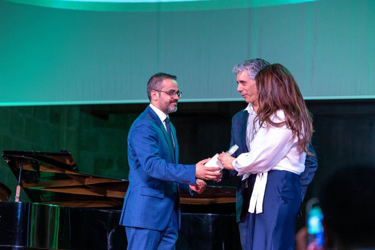 psoeex's tweet photo. 👏 Enhorabuena a los y las galardonadas en los XI Premios de Turismo de @OCR_Extremadura (Premios Onda Viajera).

💚🤍🖤Gracias por proyectar todo lo que Extremadura tiene que ofrecer. https://t.co/eKu5JioVj9