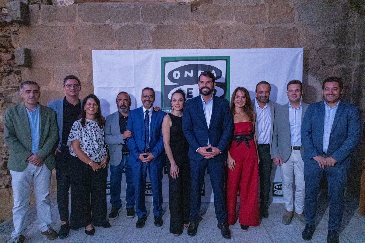 psoeex's tweet photo. 👏 Enhorabuena a los y las galardonadas en los XI Premios de Turismo de @OCR_Extremadura (Premios Onda Viajera).

💚🤍🖤Gracias por proyectar todo lo que Extremadura tiene que ofrecer. https://t.co/eKu5JioVj9
