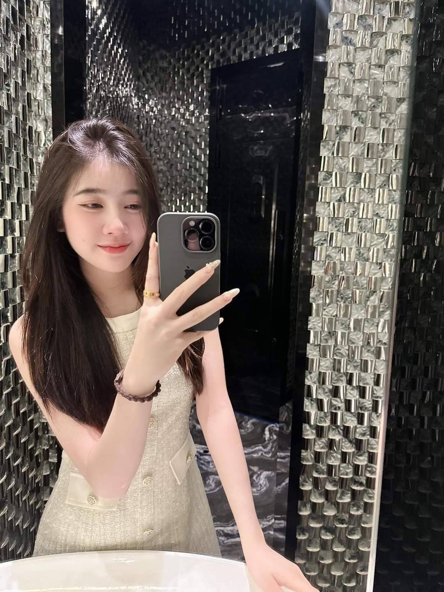 AletheaHarca's tweet photo. ตอนแรกก็ไม่เชื่อ จนกระทั่งลองใช้เอง... ไอเทมลับที่บิวตี้บล็อกเกอร์เกาหลีโหวตให้เป็นอันดับ 1!" 💖 ครีมกันแดดเนื้อซูเฟล่ บางเบา คุมมันนาน 🌸
//🐹❣️

รับงานตลาดไท

👉𝑳𝒊𝒏𝒆🆔  :  @831ivcli

เพีมเพิอน
https://t.co/xByx4cMpbA

  6oo/1📌👇🌺👇📌👇📌📌

#รับงานตลาดไท #รับงานนวนคร https://t.co/bymKGLvyT4