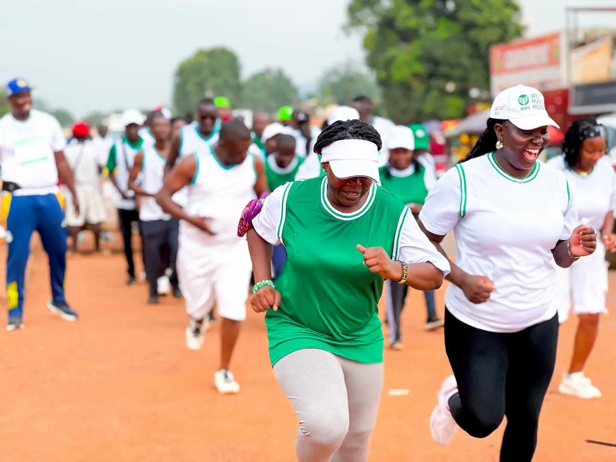 mwarumba's tweet photo. 🏃🏾‍♀️🏃🏾‍♂️ Running together for a world without hunger!

This week, @Welthungerhilfe  CAR brought the #ZeroHungerRun2026 to Bangui for its 2nd edition in the Central African Republic, alongside the 10th edition in Bonn.

WHH colleagues, international partners and national organizations joined around one shared message: ending hunger requires collective action.

More than a run, it was a moment of solidarity, partnership and shared commitment.

Great to see colleagues from @Concern Worldwide, @Tearfund , @apsud25 , Echelle, INA and others joining us. Looking forward to an even bigger edition in 2027!

#Welthungerhilfe #ZeroHungerRun #ZeroHunger #Bangui #CAR #Partnerships #Solidarity @OCHA_CAR @UN_CAR