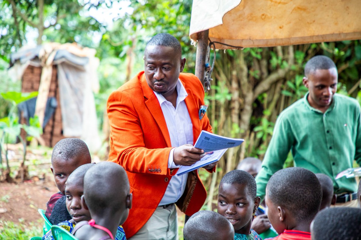 BamutakuddeV's tweet photo. A promise. A movement. A community that delivered.
131 contributions came together to raise UGX 6,116,000, opening doors to education for the children of Bamutakudde Village.
To every donor, and to Grouply by @ioTec Limited for making it happen, thank you.
#BamutakuddeVillage https://t.co/10kHAVQd4R
