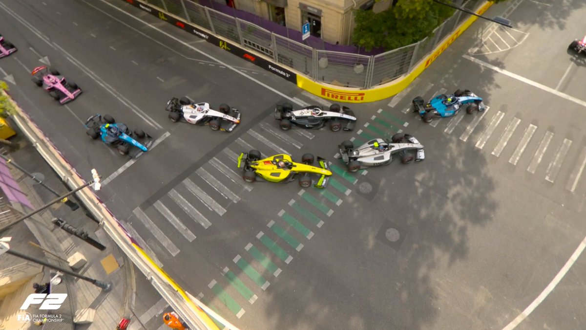Formula2's tweet photo. DIFFICULT RESTART FOR CAMARA! 🫣📉

Rafa drops down to P7 as Stenshorne and Leon make their way past 👊

#F2 #AzerbaijanGP | 15 minutes remaining https://t.co/3gLp235AqB