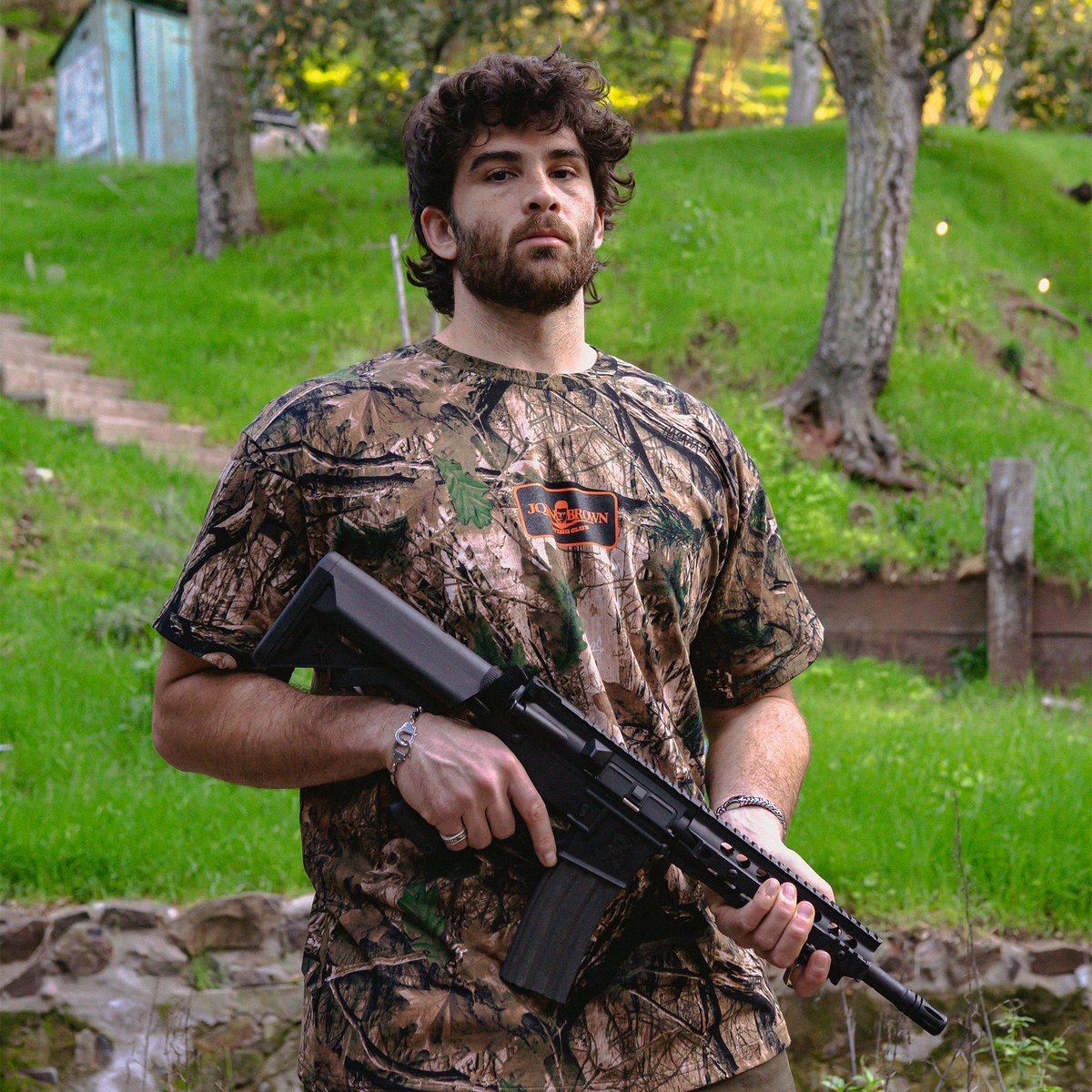 William_56_'s tweet photo. @Awk20000 Meanwhile Hasan and his favorite flag https://t.co/rUhKaDZWkj