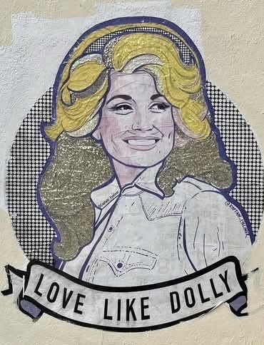 StephenCorvair's tweet photo. Good morning and Happy Dolly Day! ❤️❤️❤️
🎶🎵🎼 9-2-5🎶🎵🎼 https://t.co/YVlIIi117i