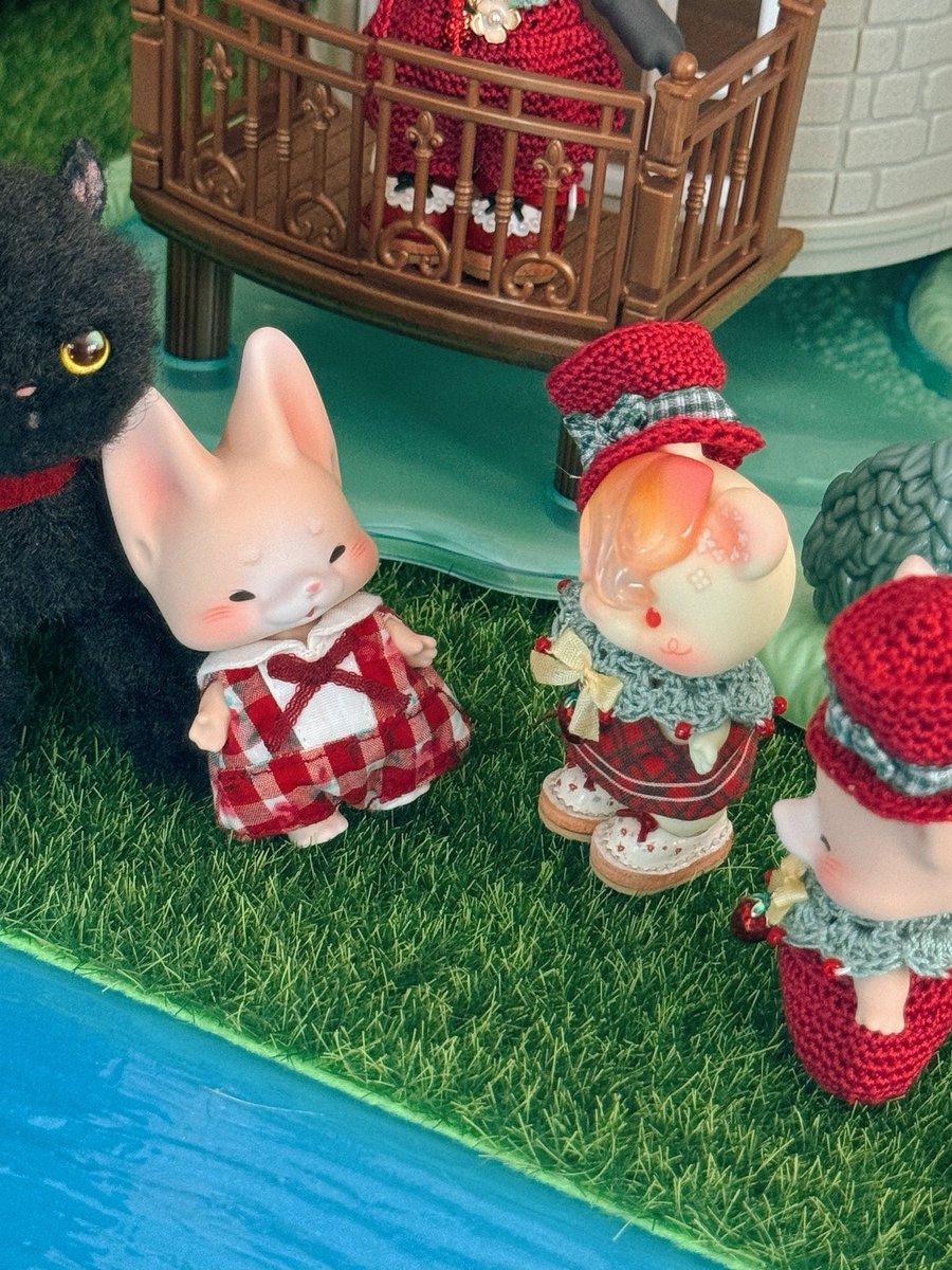 mirukudayz's tweet photo. 喧嘩しないで….😮‍💨

#kumukuku #쿠무쿠쿠
#cocoriang #코코리앙 https://t.co/ZnClMfgiKq