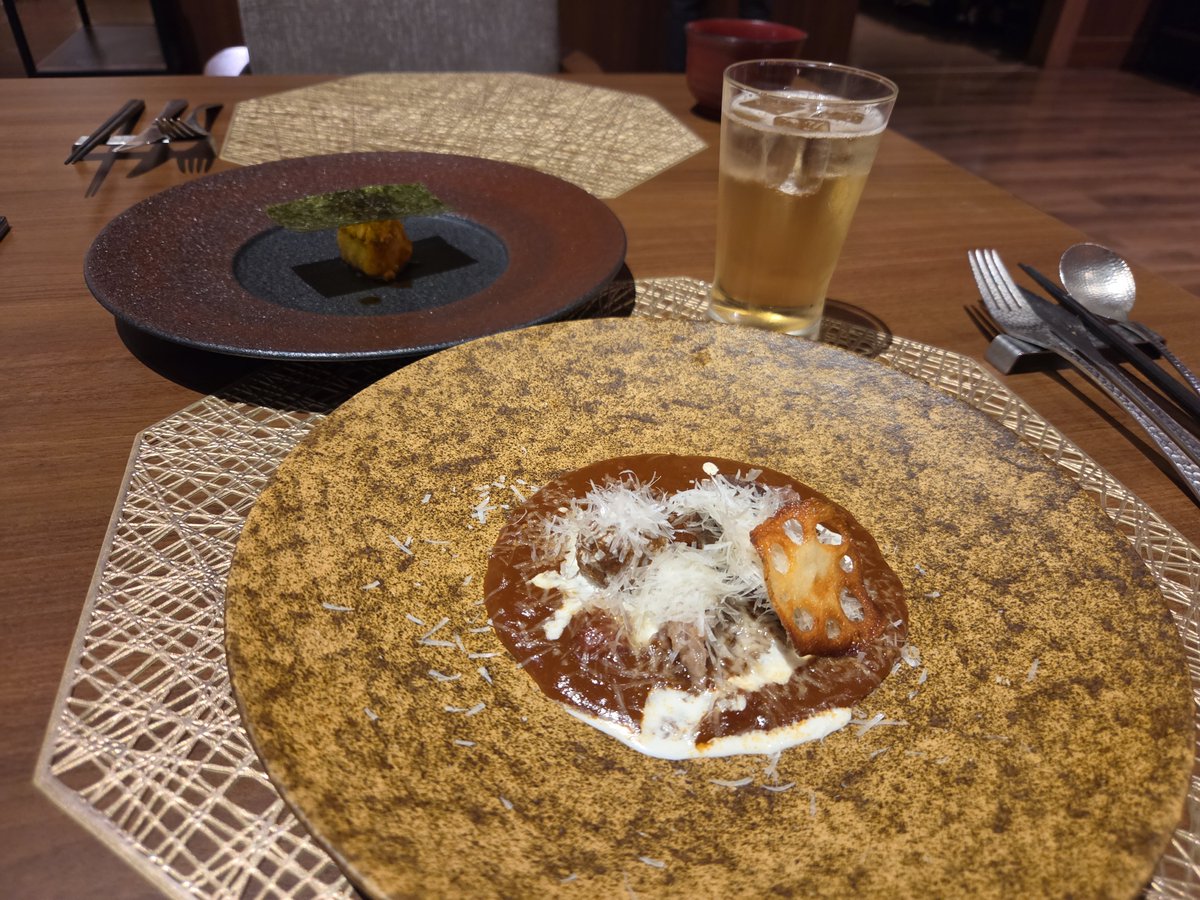 Hide_pfm's tweet photo. 北こぶし知床の夕食はなまらゴージャス✨️ https://t.co/keofulqknq