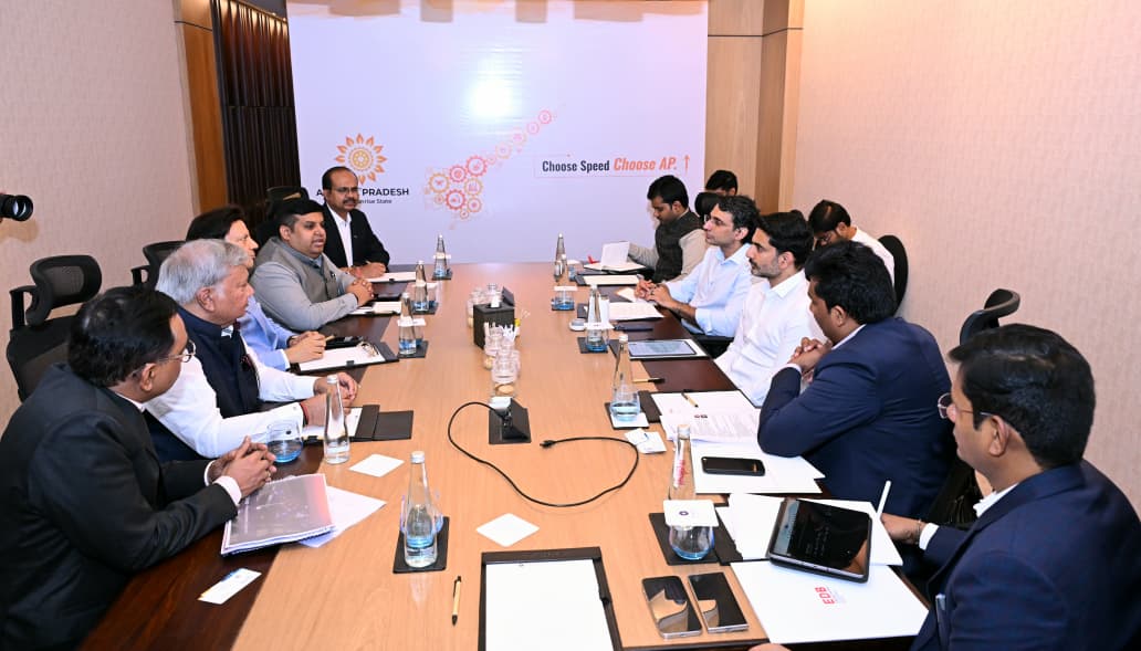 naralokesh's tweet photo. Met Shri Brij Mohan Chiripal, Managing Director of Chiripal Group, and Shri Vinay Thadani, CEO of GREW Solar, in Ahmedabad. I invited the Group to consider Visakhapatnam for a greenfield tyre manufacturing project, leveraging the city’s strong infrastructure, connectivity and supportive industrial ecosystem.

Chiripal has built a diversified global presence across textiles, packaging films, solar and chemicals, with exports to over 52 countries. We look forward to taking forward their interest in Andhra Pradesh and building a strong manufacturing partnership.
#ChooseSpeedChooseAP
