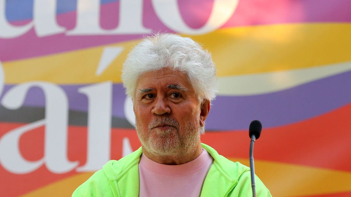 rmlgbtiq's tweet photo. Hoy es el cumpleaños de Rosalía y Pedro Almodovar. 

Y el estreno de La bola negra ⚫️.  

Feliz día del orgullo lgbtiq+ ibérico🏳️‍🌈🏳️‍⚧️😆 https://t.co/Mch3E4gCzY