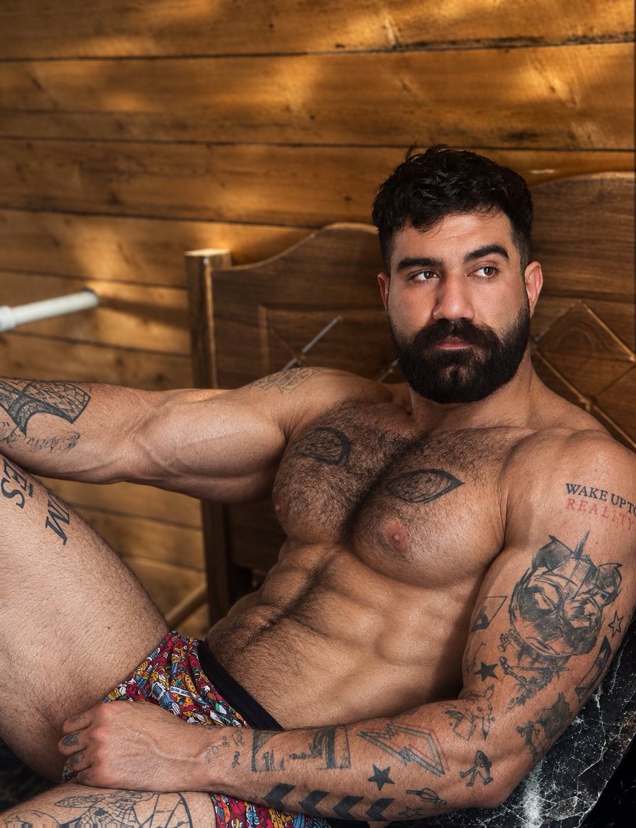 xlr8rlx8's tweet photo. #muscleman #hairy #man4man
nevermind 🦍 https://t.co/ozxdyKmdTo