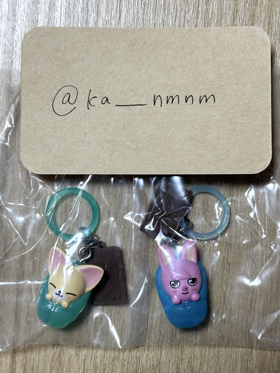 ka___nmnm's tweet photo. straykids スキズ SKZ skzoo ソロキャンプめじるしアクセサリー ガチャ 交換

【譲】 🦊 、🐖🐇

【求】 🐺 、🐿  、🐰

郵送での交換希望です📮
検索からもお気軽にお声掛けください🙇🏻‍♀️ https://t.co/TaakTYZsmU