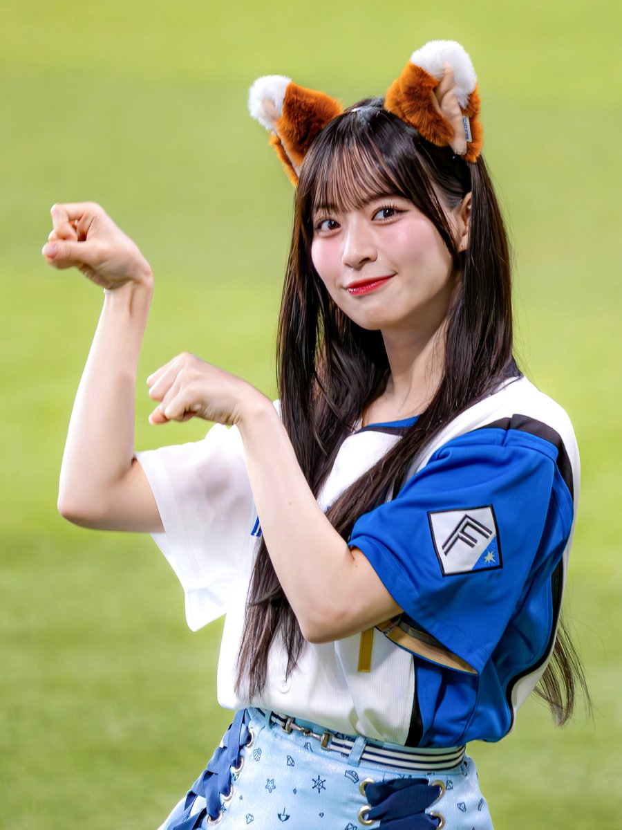 nanakazuki_'s tweet photo. 🦊🦊🦊
2026/8/30 エスコン
#冨田菜々風 #ノイミー_カメコ https://t.co/qdoyRwl6l8