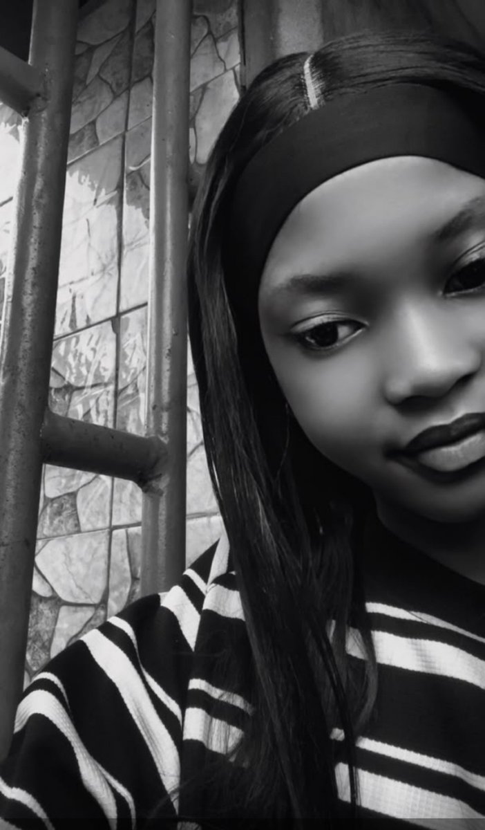 ADestiny91399's tweet photo. Life in black and white 🤍🦅

Happy weekend to all my Mutuals 🎀❤️
Still y'all small pH girl https://t.co/IhPtTcO7Tu