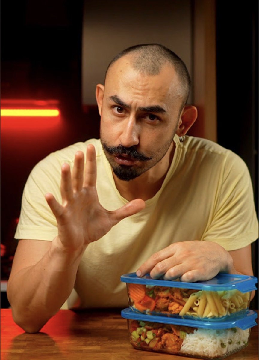 suscahilkopek's tweet photo. Komik

İyi yemek yapıyor

Seyir zevki yüksek

Ekonomi dostu

Aileden birisiymiş gibi safe hissettirir

Reklamı bile abartmadan yerinde ve dozunda yapar

Kralımın kazanamayacağı savaş yok... https://t.co/pLvxw3ee2t