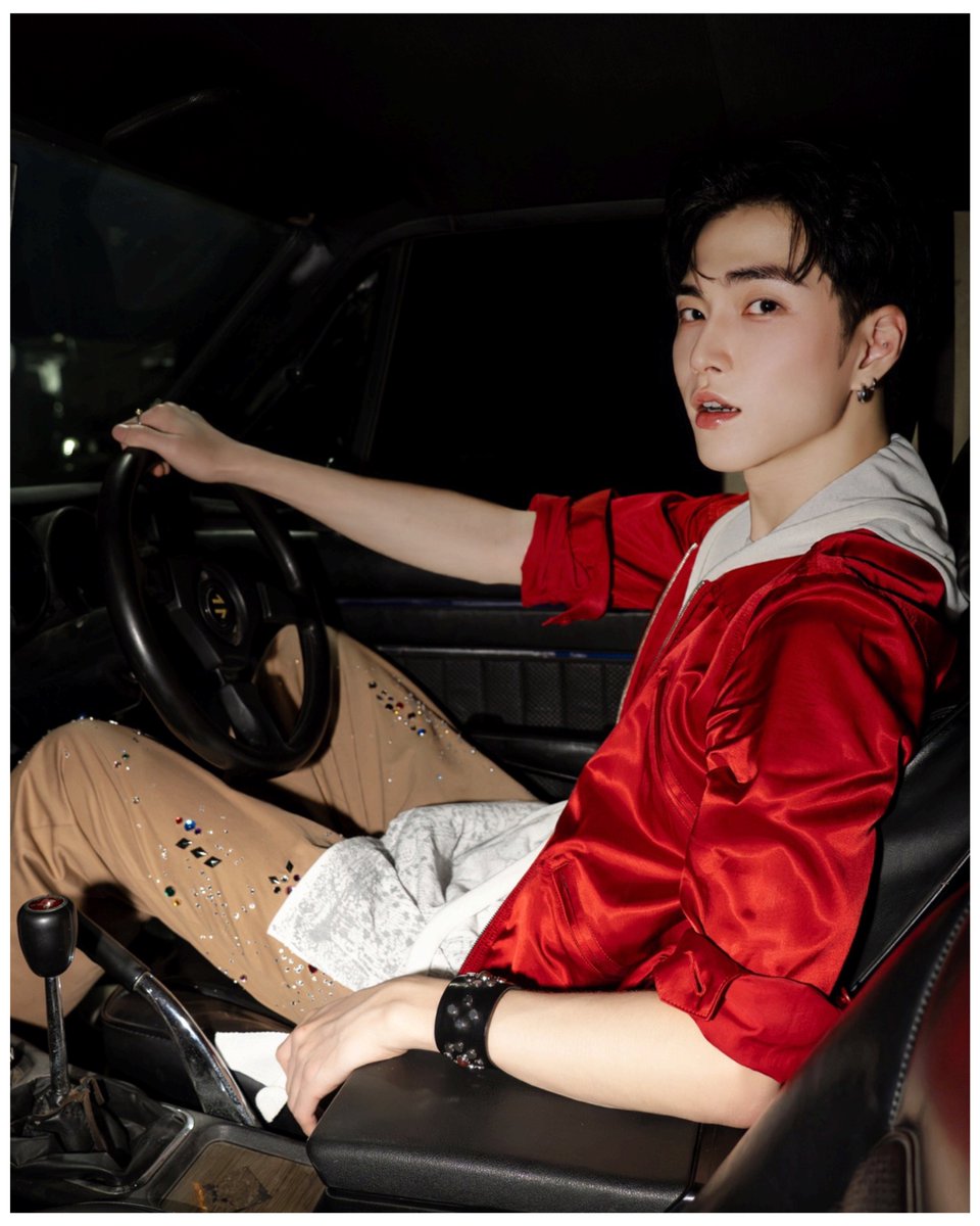 XngHan_jp's tweet photo. 車の窓を開け、夜風を感じる車内。

「大丈夫、きっと上手くいく。どんな時でも俺が駆けつけるから。」

「うん、ありがと。」

いつもよりストレートに伝わるXngHanの優しさに、Mateの心は激しく揺れ動く──。 https://t.co/FvaPoDgHeK