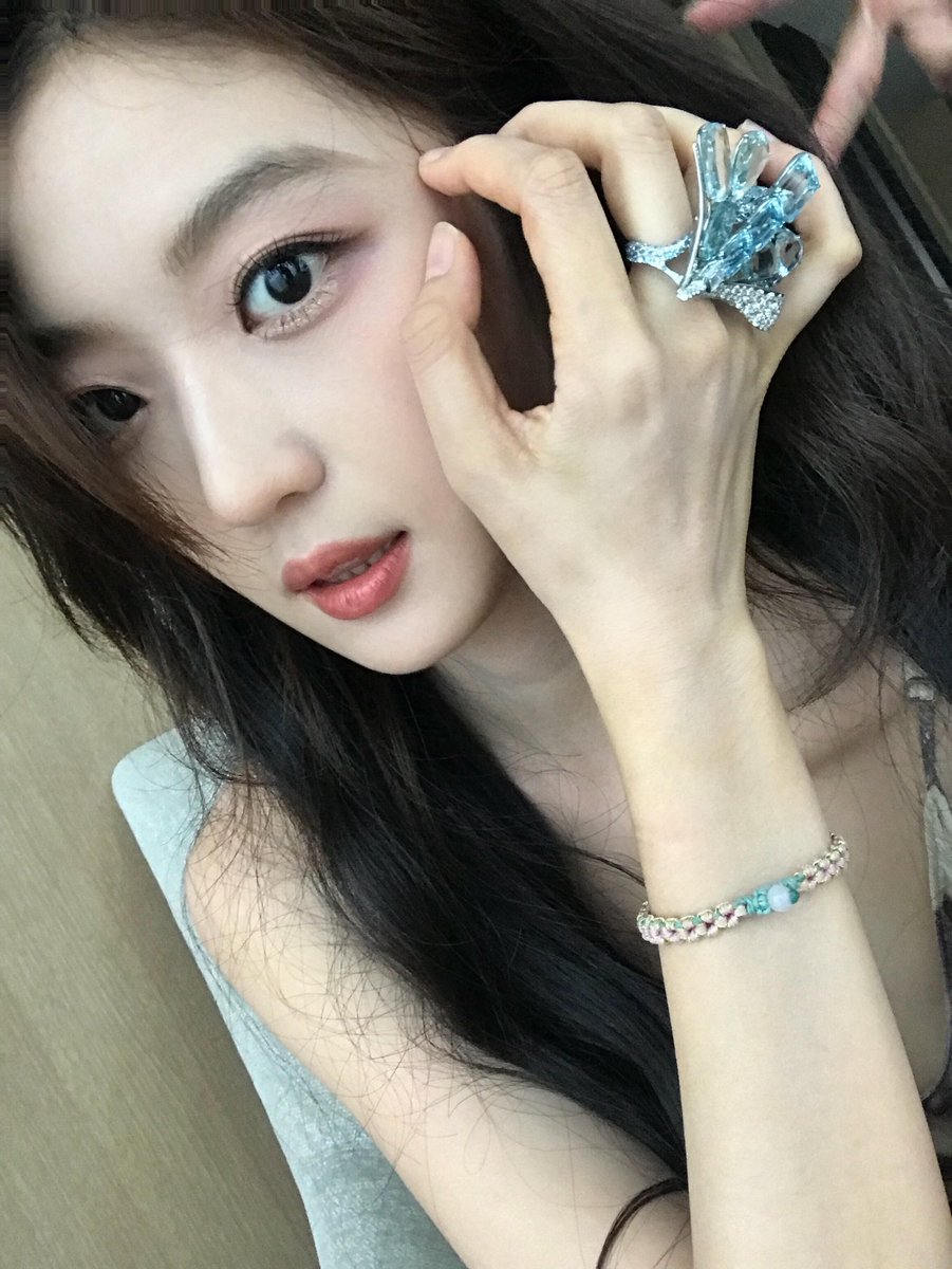 sunqiandaily's tweet photo. 260925 Sun Qian xiaohongshu update

#SunQian #孙千 #손천 https://t.co/tmhbcOH9bz