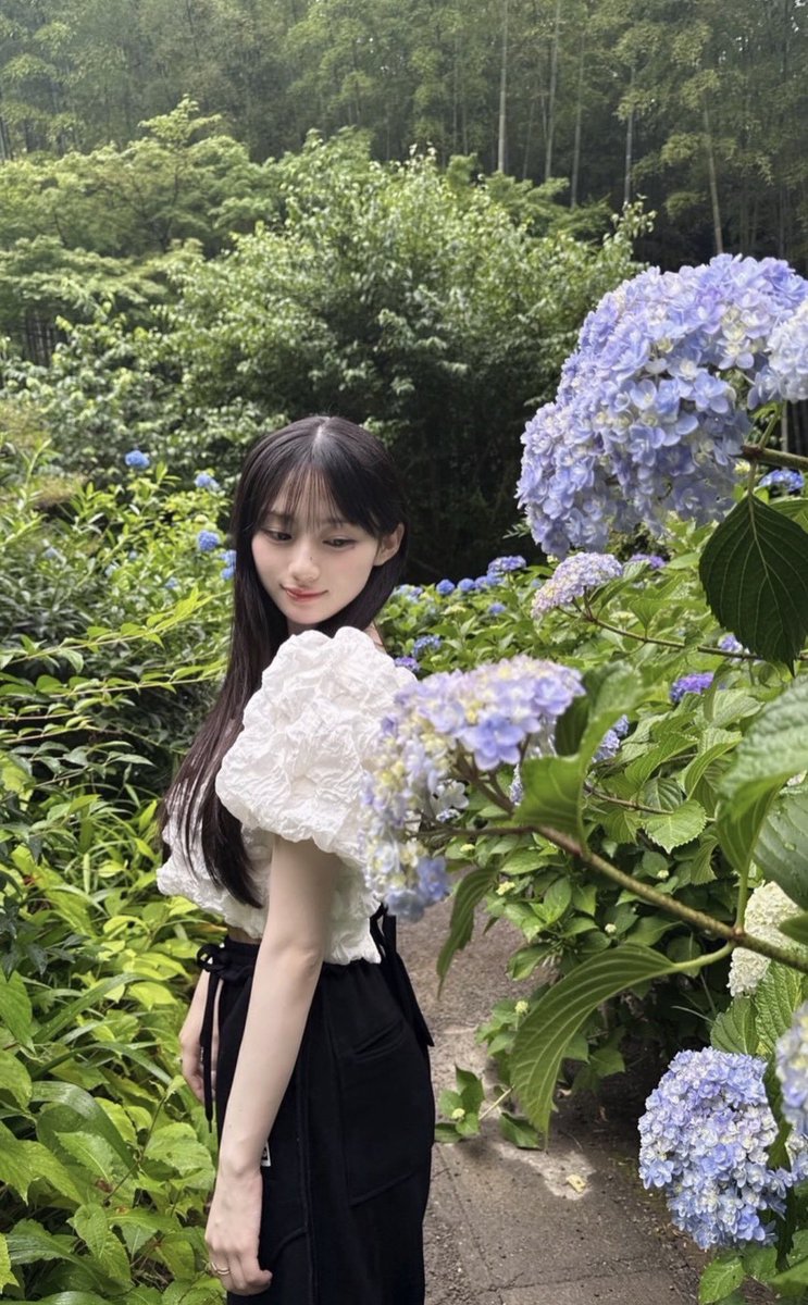 sakamichi_store's tweet photo. 💜乃木坂46 川﨑桜ちゃん 私服とアクセサリー🫶🏻
⁡
トップスは、櫻坂46田村保乃ちゃんとお揃い！
#川﨑桜 #乃木坂46
⁡
👕 
■CLANE
W FACE CLOUD PUFF SLEEVE TOPS
¥22,000
🔗 https://t.co/vM6zAF6Hqp
櫻坂46田村保乃ちゃんとお揃い🫶🏻
⁡
👖 
■Maison MIHARA YASUHIRO
INSIDE OUT PANTS
¥52,800
⁡
💍 
■Jouete
リングノット
¥8,800
🔗 https://t.co/696ygushem
引用の写真の方が分かりやすいかもしれないです...！