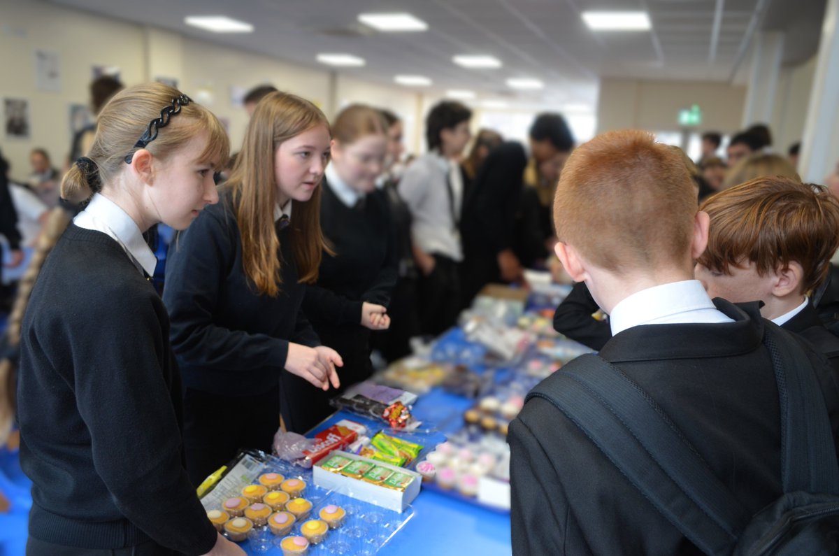 CastlefordAcad's tweet photo. π° Macmillan Bake Sale π°
A huge thank you to everyone who supported our Prefects' bake sale in aid of Macmillan Cancer Support. Thanks to your generosity, we raised valuable funds for this fantastic cause while enjoying some delicious treats. π
#Macmillan #BakeSale https://t.co/REDz9767NW