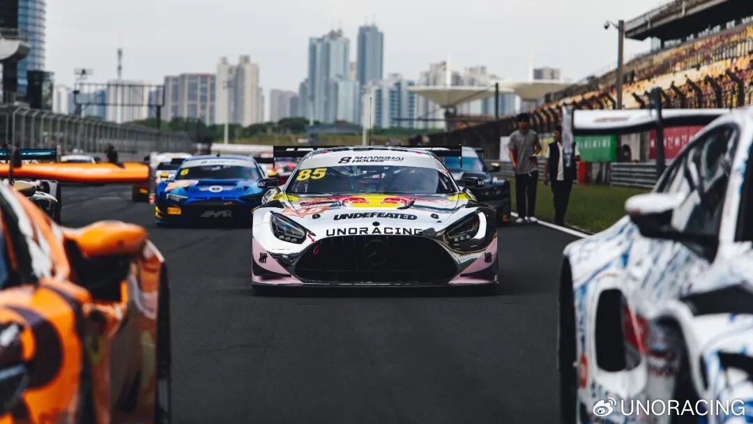 mtjuju816's tweet photo. ภาพจาก Uno Racing Team  มาแล้ว!
#WangYibo #หวังอี้ป๋อ #王一博 #85racing https://t.co/gaGu7x1bZ5