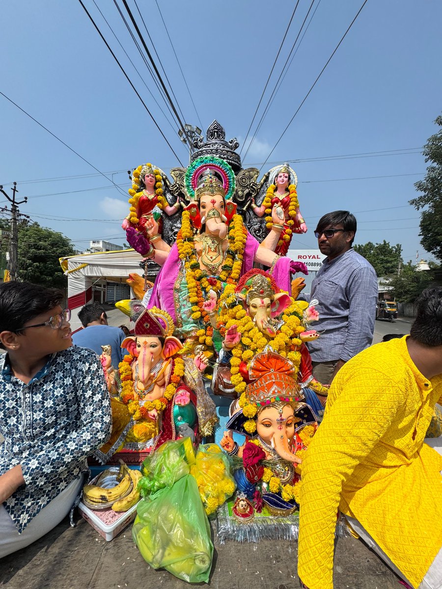 Pradeep141167's tweet photo. गणपति बप्पा मोरया https://t.co/YvV63wSBhv