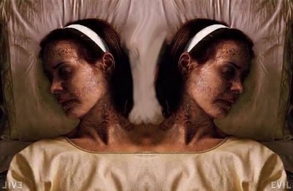 valgetwellsoon's tweet photo. when you got the flu and both your nostrils are blocked https://t.co/r5Sk0JNdqu