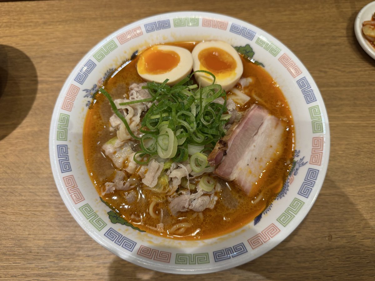 ko1122yama's tweet photo. 432  紅いあじへいラーメン 焼豚TP
@あじへい そよら津桜橋店 https://t.co/MapN4zh4BF