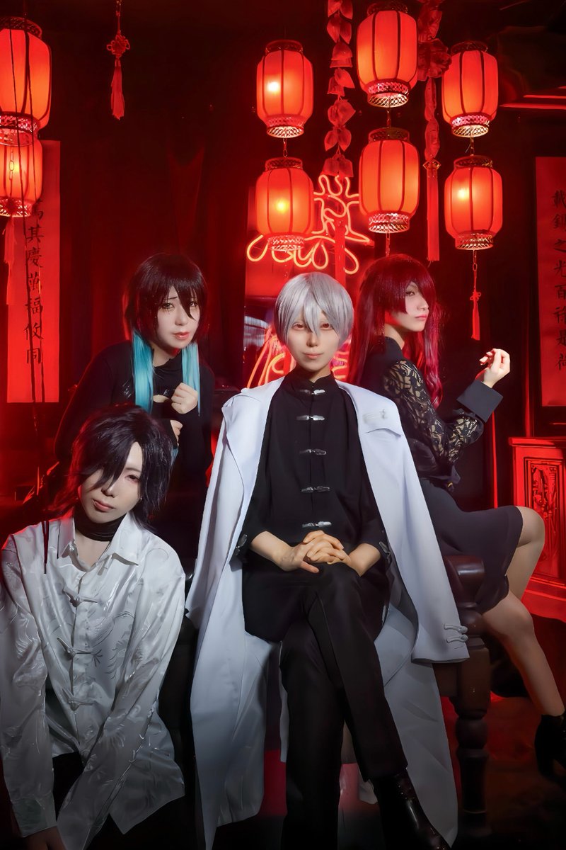 katsukirinnka's tweet photo. ※cos

        ー極楽街ー 
           「家族」

photo @kazusan328 https://t.co/muBuXhVDhL