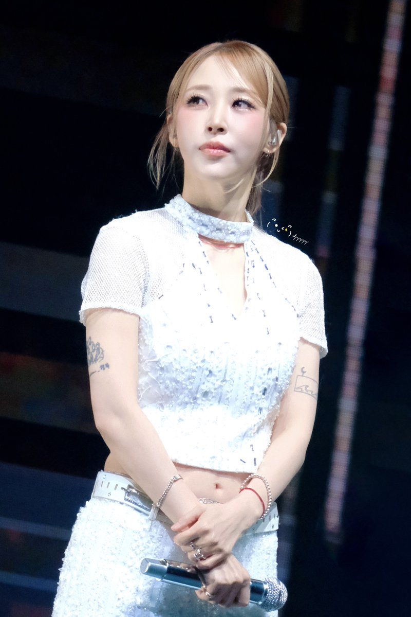lyyyyy1224's tweet photo. 🪽
260925 마마무 4WARD in 시드니
MAMAMOO WORLD TOUR in Sydney

#마마무 #문별 #mamamoo #Moonbyul
#MAMAMOO #4WARD  
#MAMAMOO2026  
#MAMAMOO_2026_WORLD_TOUR https://t.co/ch289KLQ5f