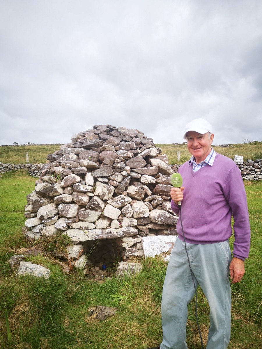 saolodheas's tweet photo. Beidh Lá Fhéile Mhichíl ar an 29u Méan Fómhair i mBaile an Sceilig. Tá Micheál Ó Leidhin linn anois chun súil chun cinn a chaitheamh ar imeachtaí an phátrúin @rternag https://t.co/6HtuqLmsro