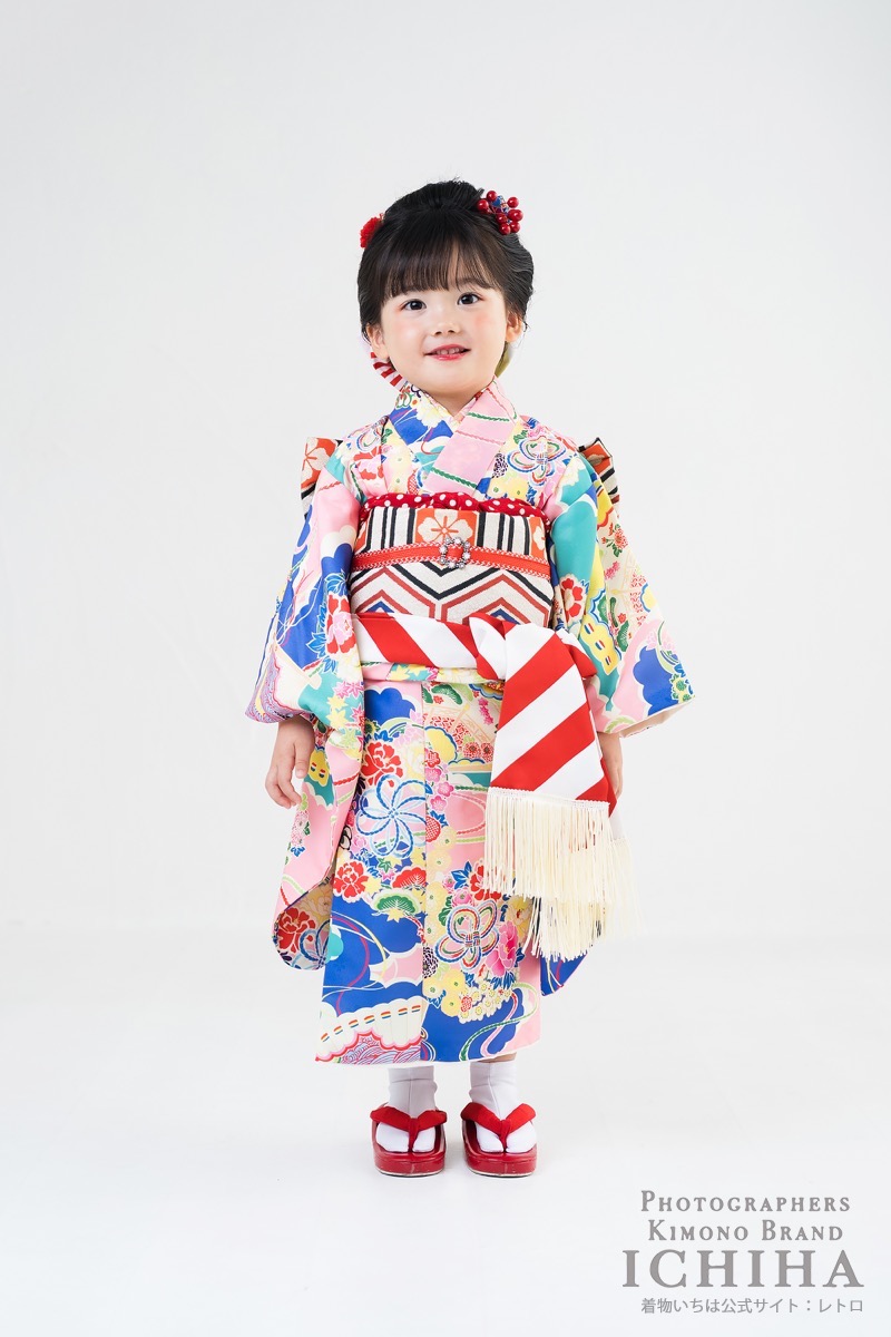 retro_kimono's tweet photo. お客様から時々聞かれます。
「3歳で帯って苦しくないですか？」

大人と同じように締めるのではなく、3歳には3歳の着せ方があります。
七五三の日に子どもが苦しくないことが一番。

着付けで不安だったことってありますか？ https://t.co/EsgcODXKsl